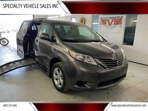 2016 Toyota Sienna LE Mobility van wheelchair handicap accessible for sale in Skokie, IL