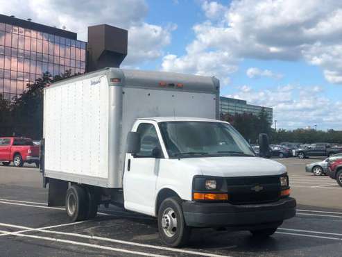 2009 Chevrolet Express Commercial Cutaway RWD 3500 139" 62000 MILES!! for sale in Southfield, MI