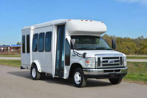 2012 Ford E-350 10 Passenger Paratransit Shuttle Bus - cars & trucks... for sale in Crystal Lake, IL