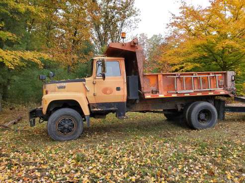 1992 Ford L8000 Dump Truck - cars & trucks - by owner - vehicle... for sale in Greenville, MI