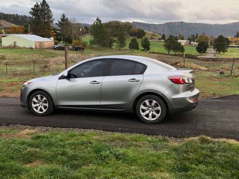 2012 Mazda 3 for sale in Roseburg, OR