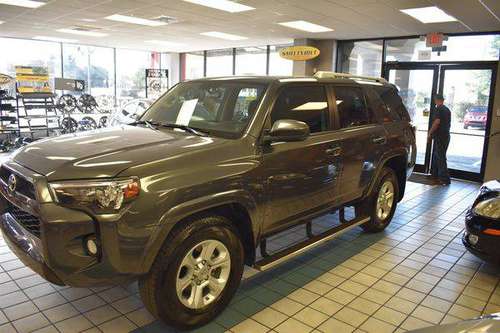2017 Toyota 4runner Limited POOR CREDIT / WE CAN HELP!!TAX RETURN for sale in TAMPA, FL