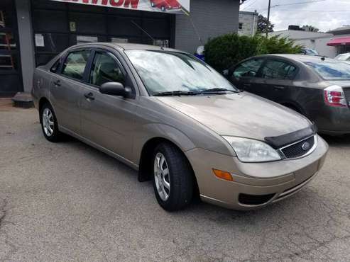 2005 Ford Focus SE ZX4 Sedan for sale in York, PA