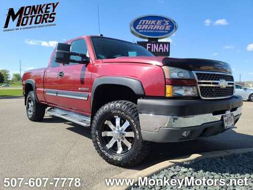 2005 CHEVROLET SILVERADO 2500HD LT 4DR EXTENDED CAB 4WD SB - cars & for sale in Faribault, IA