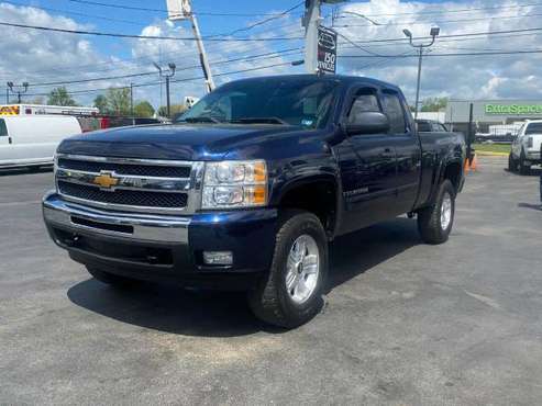 2009 Chevrolet Chevy Silverado 1500 LT 4x4 4dr Extended Cab 6 5 ft for sale in Morrisville, PA