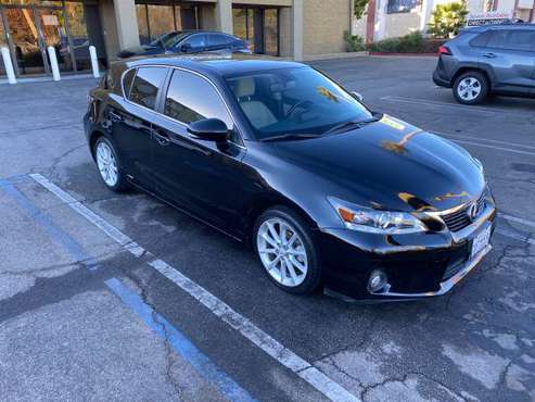 HYBRID LEXUS - ct 200h - cars & trucks - by owner - vehicle... for sale in Canoga Park, CA