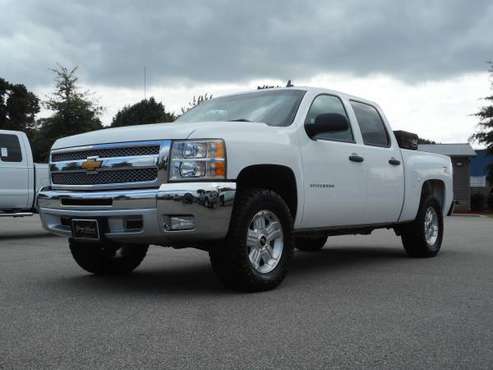 2013 CHEVROLET SILVERADO 1500 LT CREW CAB 4WD - cars & trucks - by... for sale in Winterville, NC
