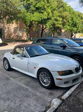 1999 BMW Z3 Runs Great! - cars & trucks - by owner - vehicle... for sale in Miami Beach, FL
