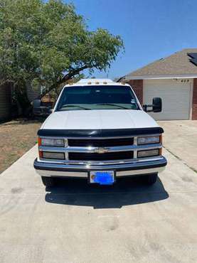 1999 Chevy crew cab dually for sale in Midland, TX