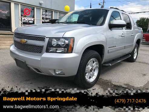==2013 CHEVY AVALANCHE*4X4*3100 BELOW NADA*NICE**GUARANTEED FINANCING= for sale in Springdale, AR