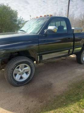 1997 dodge ram with plow for sale in Ogdensburg, WI
