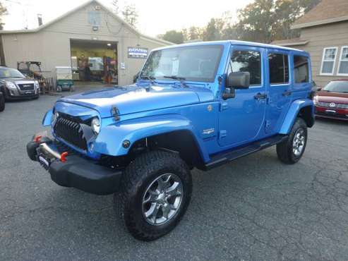 2015 JEEP WRANGLER SAHARA UNLIMITED - ONLY 82K MILES - EXTRA CLEAN!... for sale in Millbury, MA