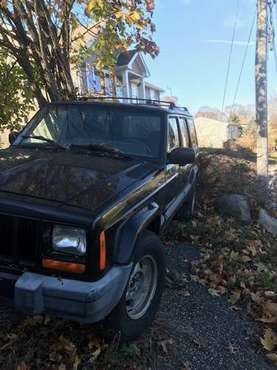 2000 jeep cherokee sport - cars & trucks - by owner - vehicle... for sale in Fall River, MA