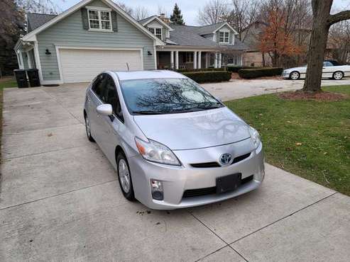 2010 Toyota Prius II Hybrid - cars & trucks - by owner - vehicle... for sale in Livonia, MI