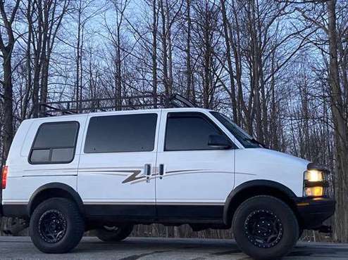 2003 Chevy Astro Van Lifted for sale in Waterford, PA