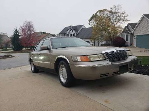 2001 Mercury Grand Marquis - cars & trucks - by owner - vehicle... for sale in Fort Wayne, IN