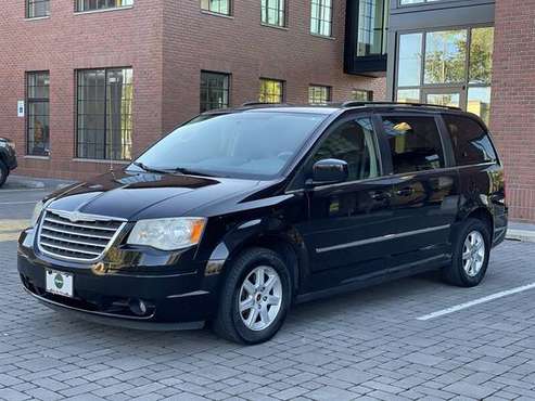 2010 Chrysler Town & Country Touring LWB w/STO-N-GO/ONLY 119k! for sale in Gresham, OR