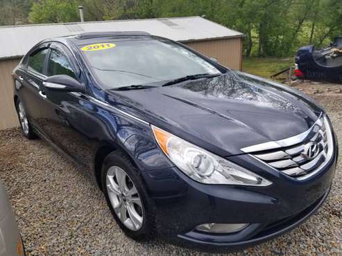 2011 Hyundai sonata - - by dealer - vehicle automotive for sale in Parkersburg , WV