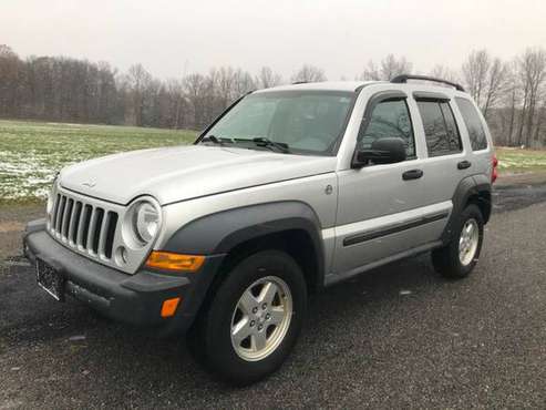 2006 Jeep Liberty Sport 4X4 - cars & trucks - by dealer - vehicle... for sale in Ravenna, OH