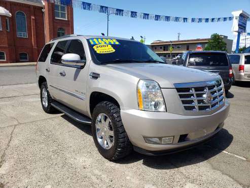 CADILLAC ESCALADE SUV THIRD SEATER AWD - - by for sale in Red Bluff, CA