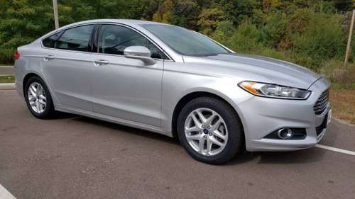 2014 Ford Fusion SE - cars & trucks - by dealer - vehicle automotive... for sale in Eau Claire, WI
