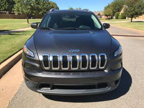 2017 jeep cherokee - cars & trucks - by owner - vehicle automotive... for sale in Edmond, OK