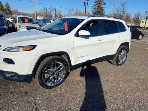 2016 Jeep Cherokee 4WD 4dr 83K Miles Cruise Loaded Up Nice Jeep -... for sale in Duluth, MN