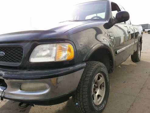 1998 Ford F-150 3door ext. Cab 4X4 183kmiles - cars & trucks - by... for sale in West Fargo, ND