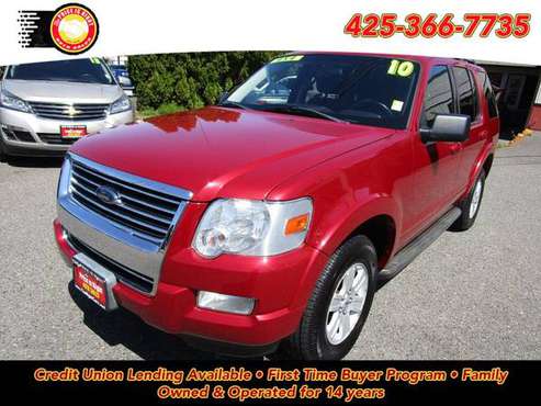 Super Clean 2010 Ford Explorer XLT 4WD and 3rd Row Seating! - cars & for sale in Lynnwood, WA