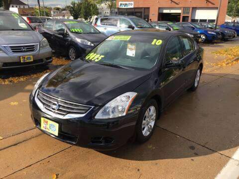 2010 Nissan Altima - cars & trucks - by dealer - vehicle automotive... for sale in milwaukee, WI