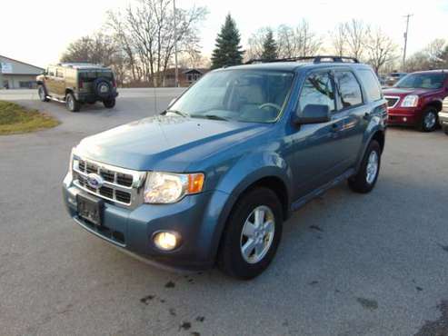 2011 FORD ESCAPE 4DR XLT FWD GREAT MPG LOADED XCLEAN IN/OUT RUNS A1... for sale in Union Grove, WI
