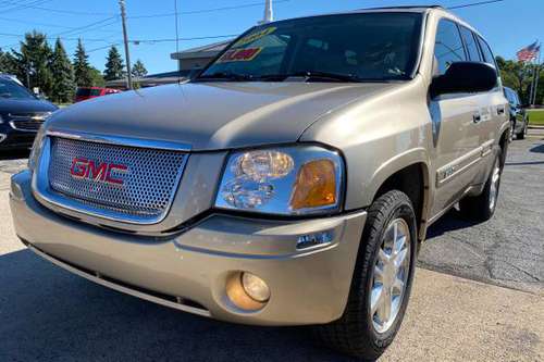 2004 GMC ENVOY 4WD AUTOMATIC - cars & trucks - by dealer - vehicle... for sale in Mishawaka, IN