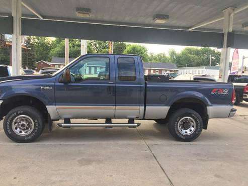2004 FORD F250 SUPER DUTY EZ FINANCING AVAILABLE for sale in Springfield, IL