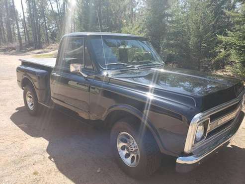 1970 Chevy C10 Shortbox Stepside Pickup for sale in Marquette, WI