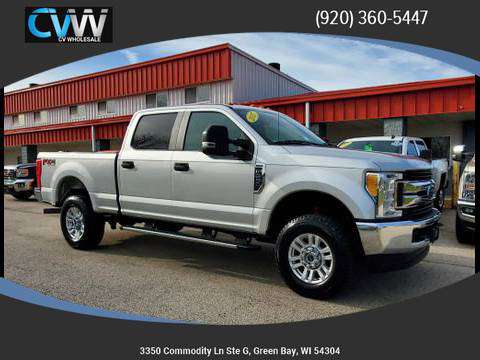 2017 Ford F-250 Super Duty FX4 Crew Cab w/ 39k Miles! - cars &... for sale in Green Bay, WI