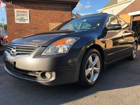 08 Nissan Altima Se for sale in New Bedford, MA