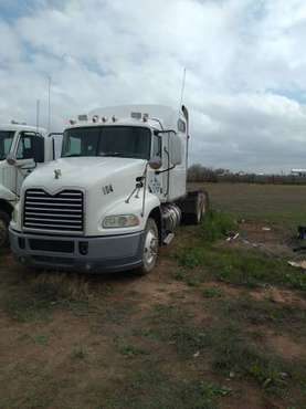 2011 Mack pinnacle for sale - cars & trucks - by owner - vehicle... for sale in Houston, TX