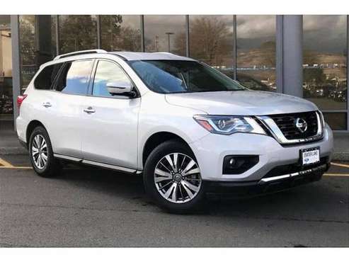 2020 Nissan Pathfinder 4x4 4WD SL SUV - cars & trucks - by dealer -... for sale in Medford, OR