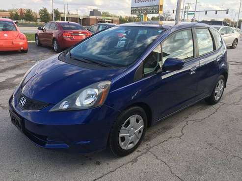 2012 Honda Fit 5-Speed AT - cars & trucks - by dealer - vehicle... for sale in Bowling green, OH