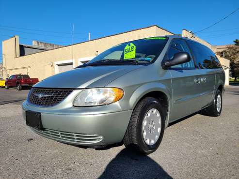 2003 Chrysler Town & Country LX LOCAL TRADE IN IN WARRANTY AVAILABLE... for sale in HARRISBURG, PA