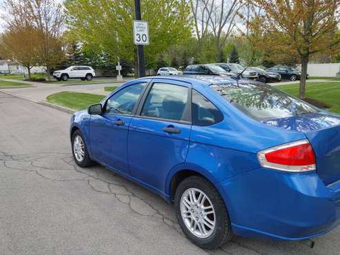 2010 FORD FOCUS LOW MILEAGE RUNS GREAT JUST INSPECTED - cars & for sale in North Tonawanda, NY