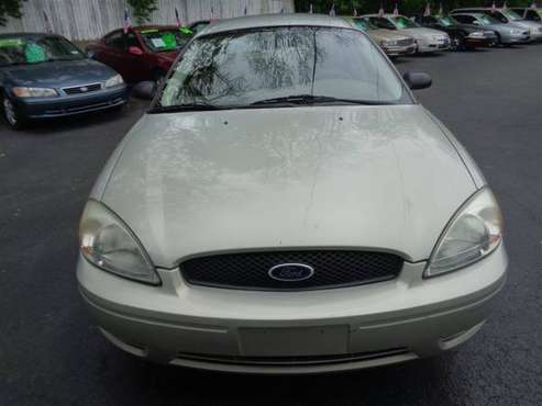 2006 Ford Taurus SE - cars & trucks - by dealer - vehicle automotive... for sale in Decatur, IL