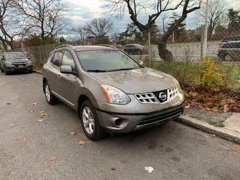 2011 Nissan Rouge SV - cars & trucks - by owner - vehicle automotive... for sale in Sunnyside, NY