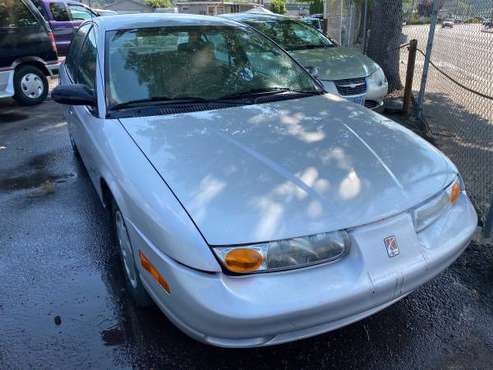 2001 Saturn 4DR - cars & trucks - by dealer - vehicle automotive sale for sale in Springfield, OR