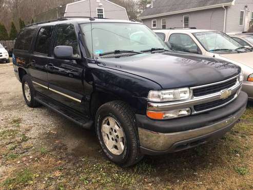 2005 Chevrolet suburban 4X4 - cars & trucks - by dealer - vehicle... for sale in Westport , MA