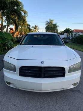 2008 DODGE CHARGER - cars & trucks - by owner - vehicle automotive... for sale in Fort Lauderdale, FL