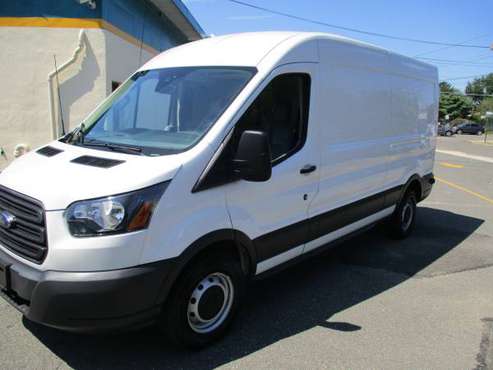 2018 FORD TRANSIT T250 MEDIUM ROOF for sale in Farmingdale, NY