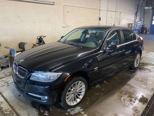 2011 BMW 335 XI ALL WHEEL DRIVE - cars & trucks - by dealer -... for sale in Wyoming , MI
