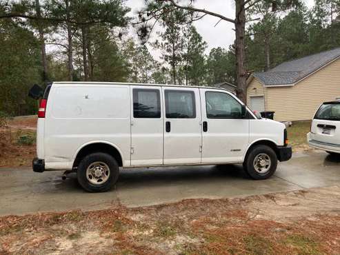 2008 Chevrolet Express 3500 6.0 - cars & trucks - by owner - vehicle... for sale in Columbia, SC