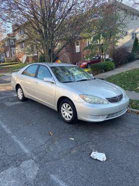 2006 Toyota Camry LE 4dr mint condition in&out Runs and drives... for sale in Palisades Park, NY